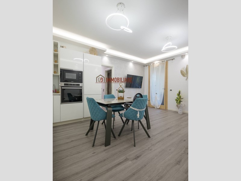 Trilocale in Vendita a Montebelluna, 225'000€, 100 m²