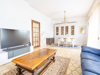 Appartamento in Vendita a Sassari, 168'000€, 142 m²