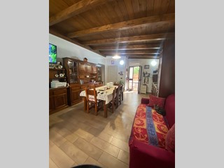 Appartamento in Vendita a Lizzano, 170'000€, 85 m²