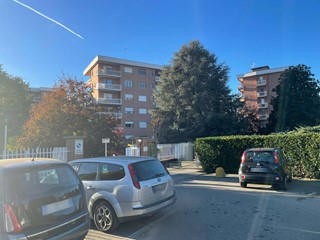 Trilocale in Affitto a Moncalieri, 950€, 95 m²