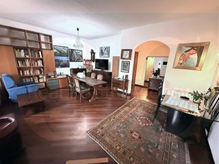 Trilocale in Vendita a Trezzano sul Naviglio, 290'000€, 111 m²