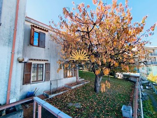 Villa in Vendita a Acquaviva Picena, 450'000€, 320 m²