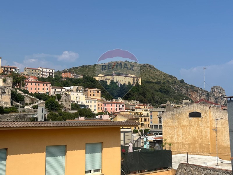 Casa Indipendente in Vendita a Terracina, 195'000€, 122 m²