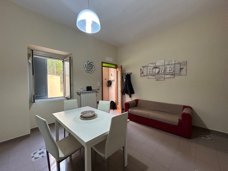 Bilocale in Affitto a Napoli, 600€, 42 m², arredato