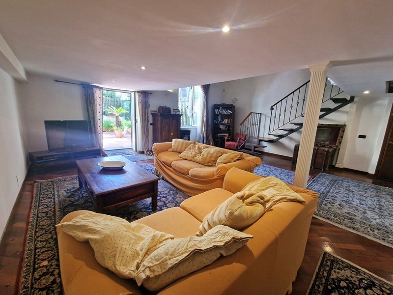 Quadrilocale in Vendita a Napoli, 380'000€, 110 m²