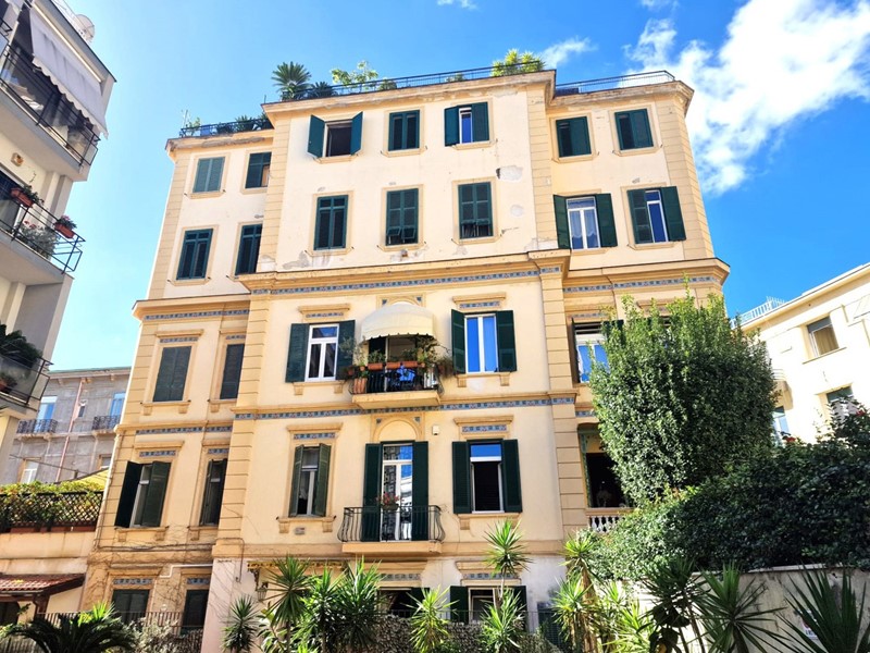 Quadrilocale in Vendita a Napoli, 380'000€, 110 m²