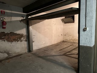 Box in Vendita a Terni, 12'000€, 15 m²