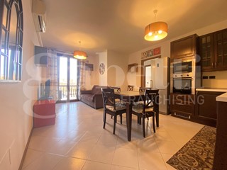 Quadrilocale in Vendita a Campi Bisenzio, 255'000€, 70 m²