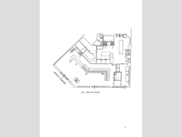 Attività commerciale in Vendita a Palermo, 160'000€, 160 m²