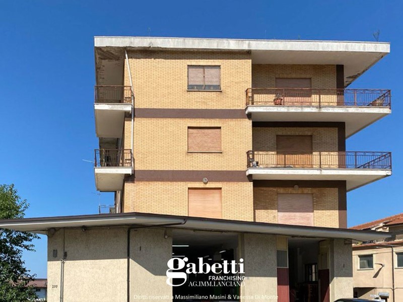 Quadrilocale in Vendita a Altino, 145'700€, 124 m²