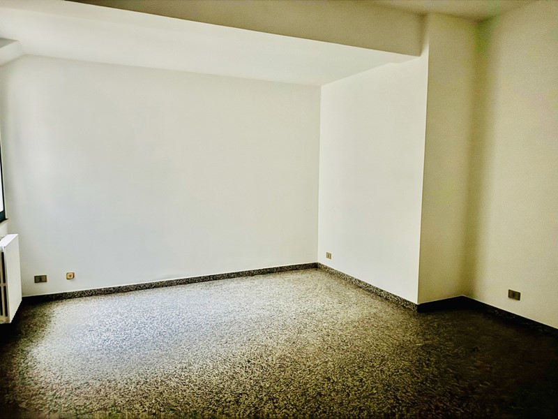 Ufficio in Vendita a Ragusa, 59'000&euro;, 138 m²