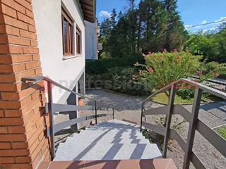 Villa in Vendita a Dormelletto, 399'000€, 220 m²