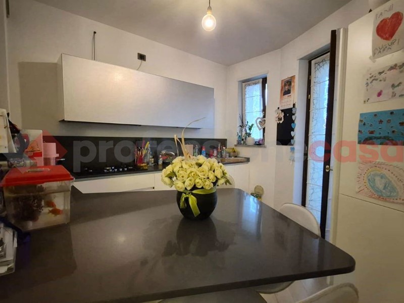 Trilocale in Vendita a Parabiago, 228'000€, 90 m²