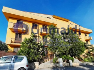 Quadrilocale in Vendita a Altavilla Milicia, 129'000€, 124 m²