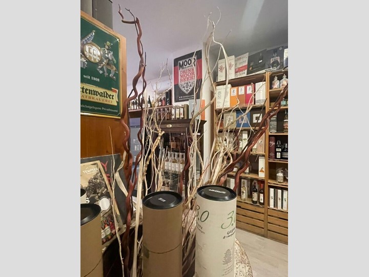 Immobile commerciale in Affitto a Rimini, 1'750€, 96 m²