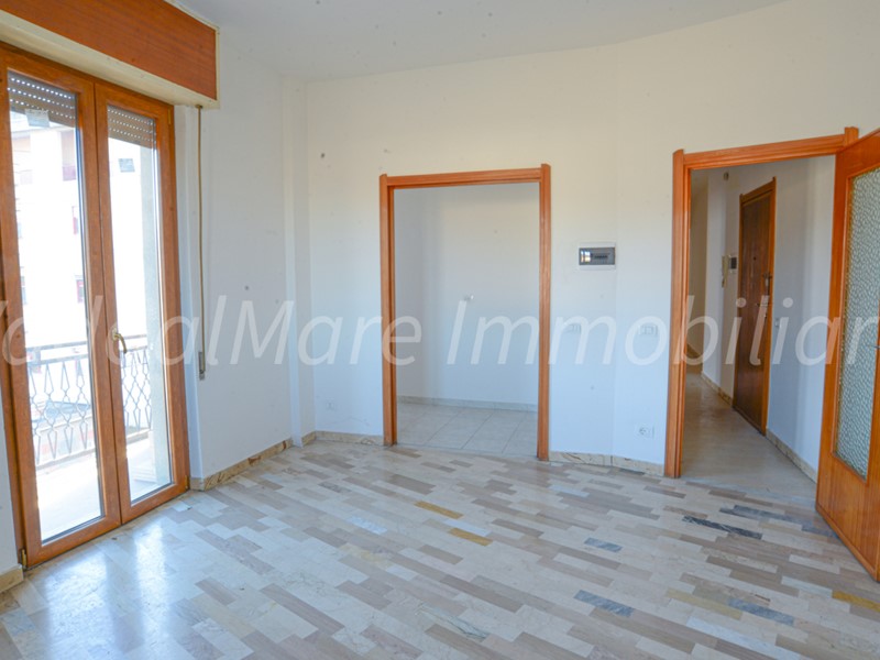 Trilocale in Vendita a Cairo Montenotte, 65'000€, 85 m²