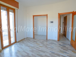 Trilocale in Vendita a Cairo Montenotte, 65'000€, 85 m²