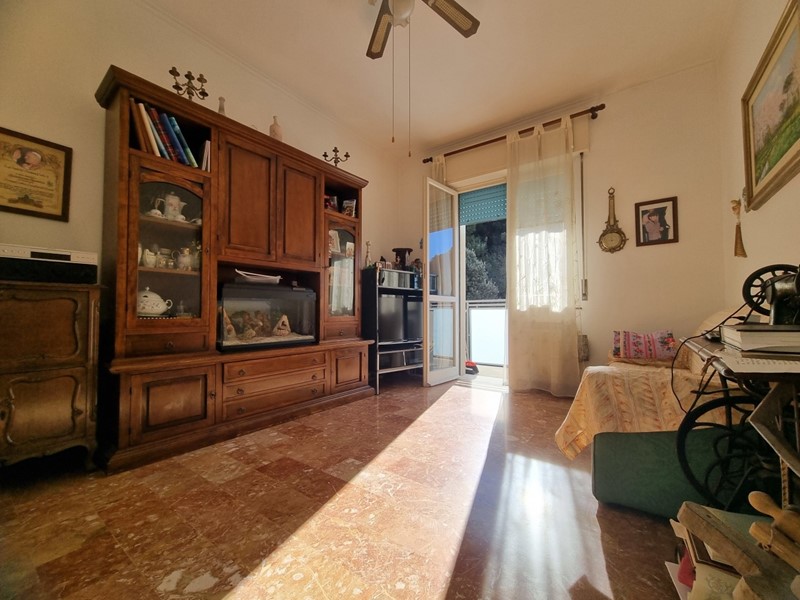 Appartamento in Vendita a Genova, zona Marassi, 134'000€, 99 m²