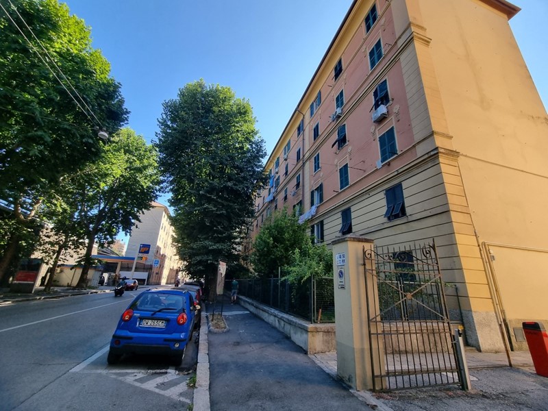 Appartamento in Vendita a Genova, zona Sampierdarena, 48'000€, 64 m²