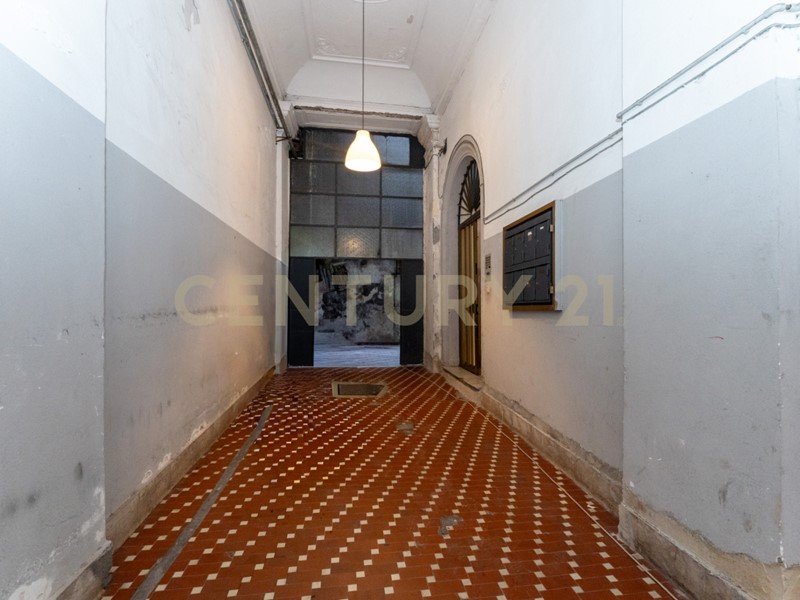 Appartamento in Vendita a Catania, 305'000&euro;, 185 m², arredato