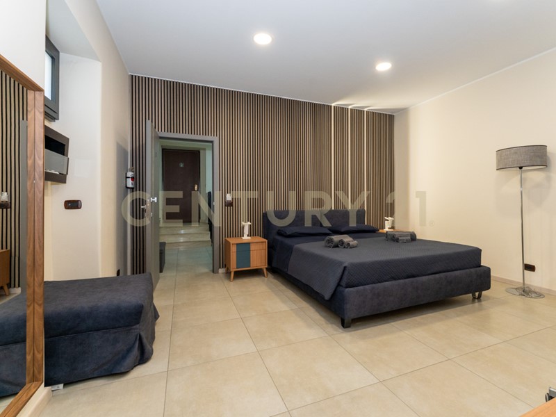 Appartamento in Vendita a Catania, 299'000&euro;, 185 m², arredato