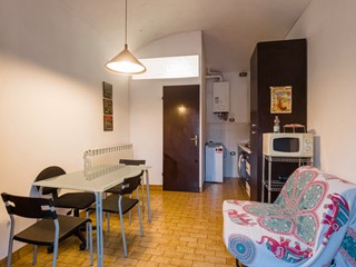 Bilocale in Vendita a Torino, zona Centro, 97'000&euro;, 46 m²