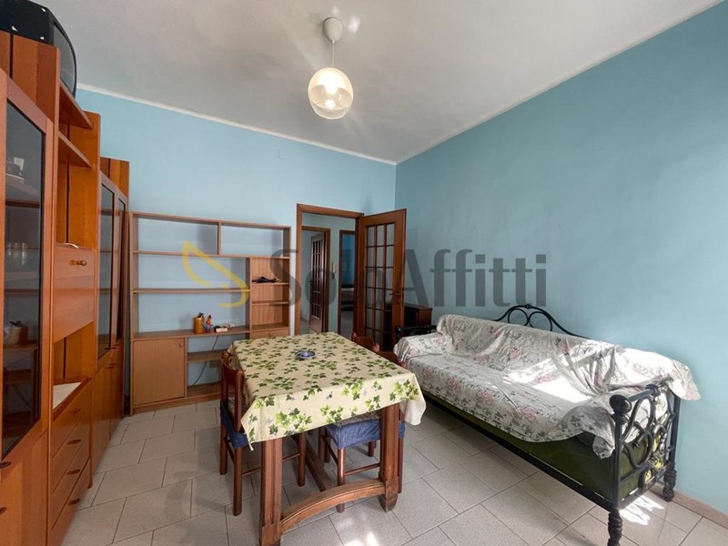 Trilocale in Affitto a Torino, zona Lucento, 530€, 75 m², arredato
