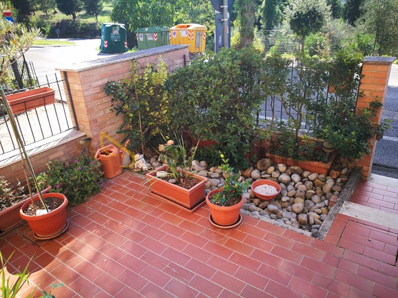 Quadrilocale in Affitto a Monteriggioni, zona Uopini, 800€, 70 m², arredato