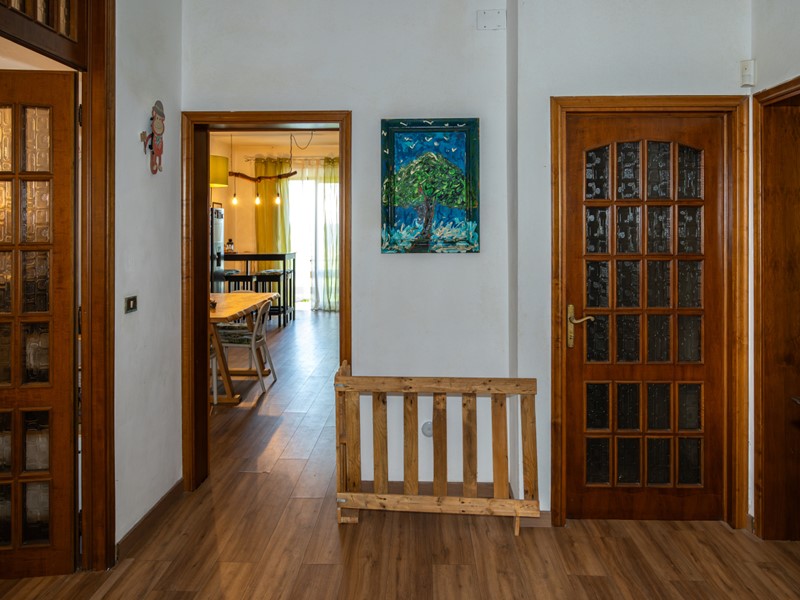 Casa Indipendente in Vendita a Collesalvetti, 469'000&euro;, 205 m², con Box