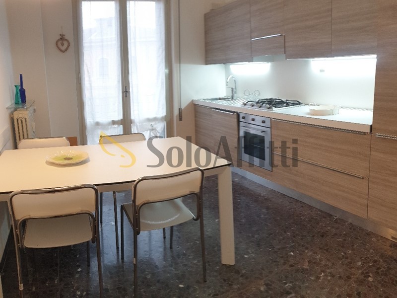 Appartamento in Affitto a Legnago, zona Centro storico, 800&euro;, 130 m², arredato