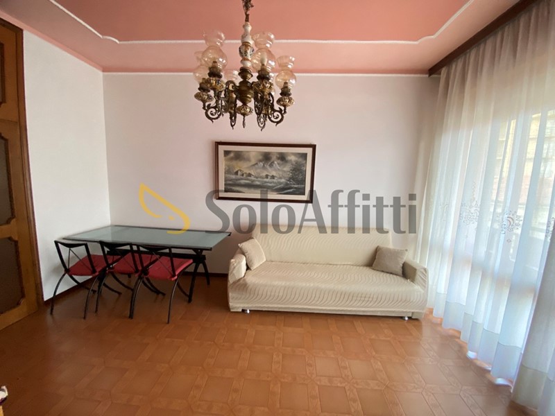 Quadrilocale in Affitto a Rimini, zona Rivazzurra, 970€, 100 m², arredato, con Box