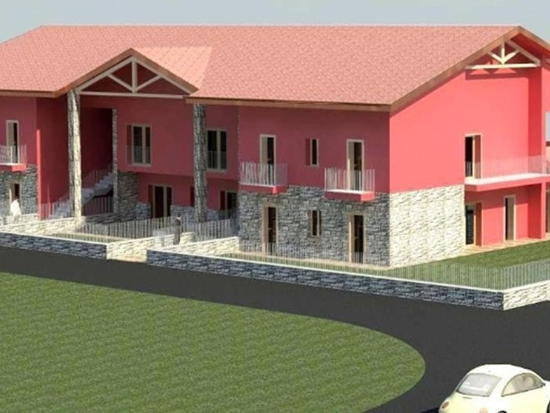 Trilocale in Vendita a Oggiono, 215'000€, 70 m²