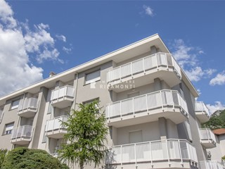 Quadrilocale in Vendita a Lecco, 280'000&euro;, 145 m²