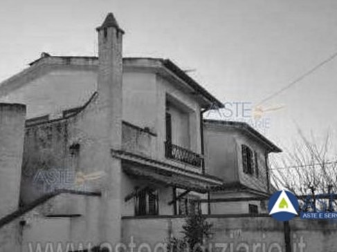 Appartamento in Vendita a San Felice Circeo, 43'881€, 143 m²