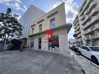 Appartamento in Vendita a Trapani, 280'000€, 265 m²