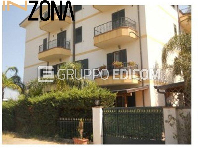 Quadrilocale in Vendita a Ardore, 93'480€, 154 m²