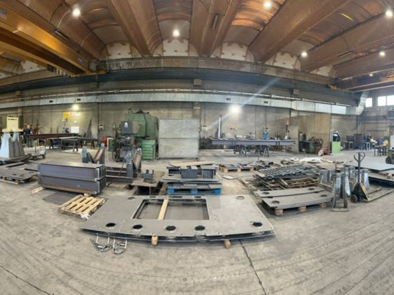 Capannone in Vendita a Vaprio d'Adda, 990'000€, 1000 m²