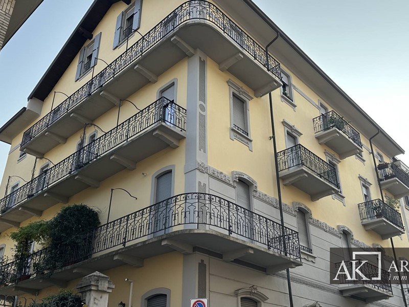Trilocale in Affitto a Novara, 700€, 75 m²