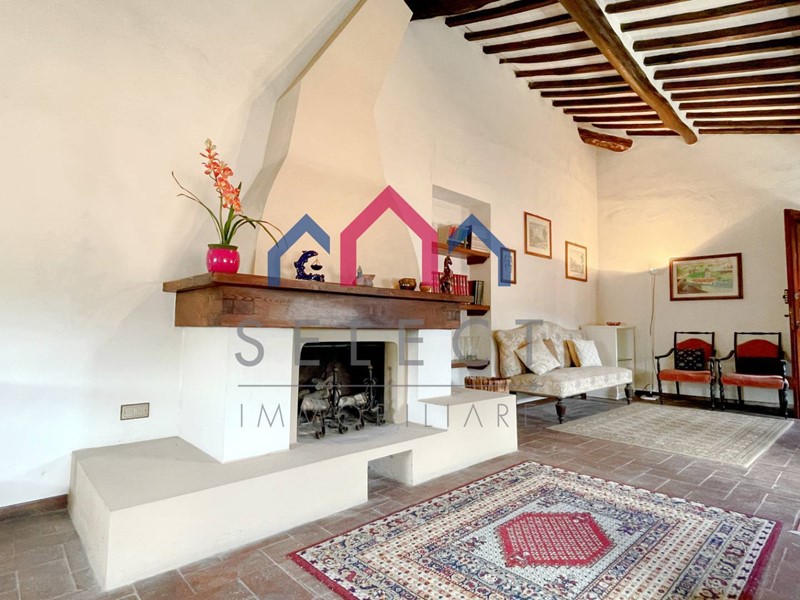 Appartamento in Vendita a Lucca, 249'000€, 180 m²