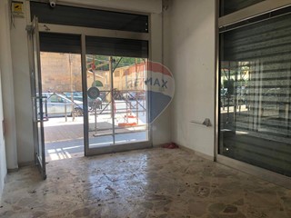Immobile commerciale in Vendita a Palermo, 33'000€, 23 m²