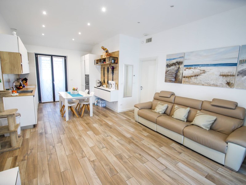 Attico in Vendita a Borgaro Torinese, 319'000€, 111 m²