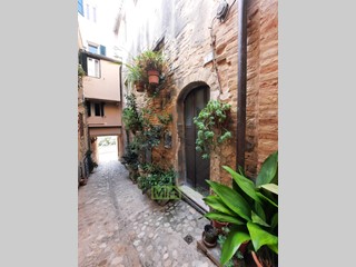 Casa Indipendente in Vendita a Fermo, 95'000€, 121 m²