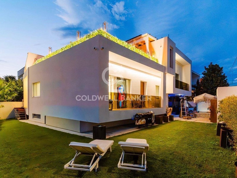 Villa in Vendita a Brindisi, 1'080'000&euro;, 300 m²