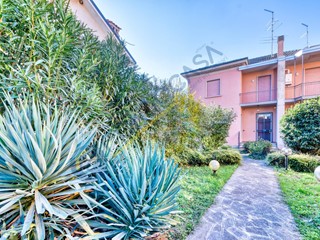 Casa Semi Indipendente in Vendita a Limbiate, 239'000€, 142 m²