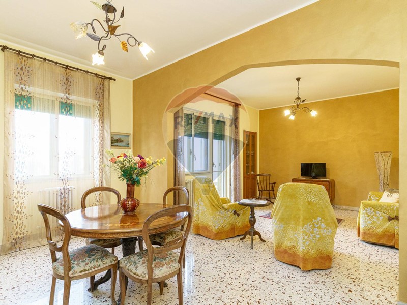 Appartamento in Vendita a Enna, 125'000€, 121 m²