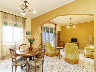 Appartamento in Vendita a Enna, 125'000€, 121 m²