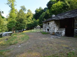 Rustico in Vendita a Traversella, 47'000€, 70 m²