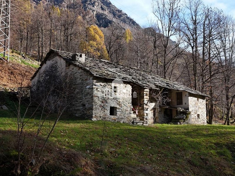 Rustico in Vendita a Traversella, 47'000&euro;, 70 m²