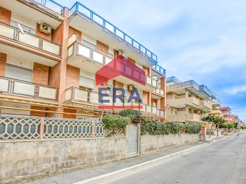 Trilocale in Vendita a Pomezia, 109'000€, 68 m²
