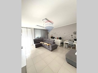 Trilocale in Vendita a Caltagirone, 118'000€, 125 m²